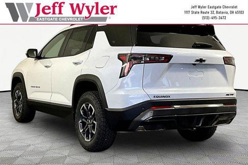 Polar White Tricoat 2026 Chevrolet Equinox FWD ACTIV