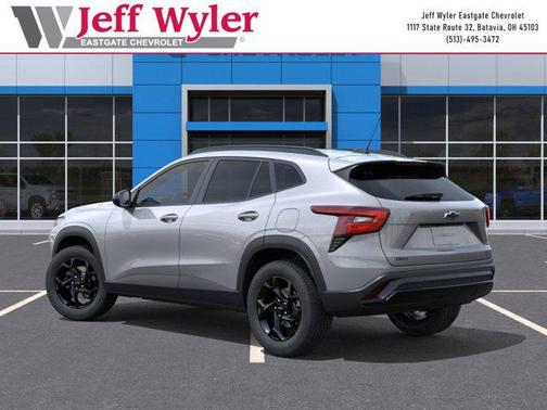 Sterling Gray Metallic 2026 Chevrolet Trax LT