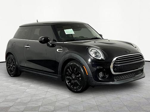 Midnight Black Metallic 2021 MINI Hardtop Cooper