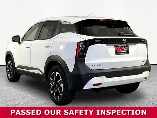 Fresh Powder 2025 Nissan Kicks SV