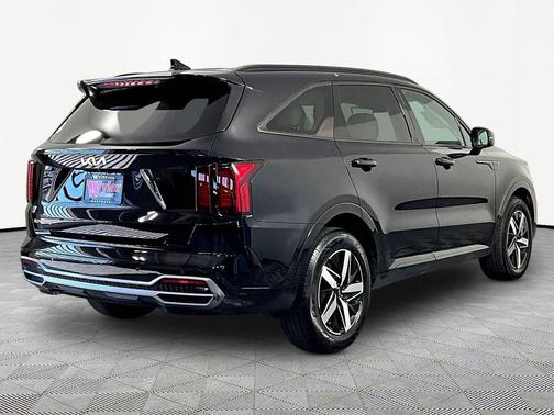 Ebony Black 2023 Kia Sorento S