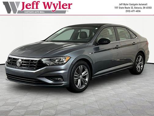 Platinum Gray Metallic 2020 Volkswagen Jetta 1.4T R-Line