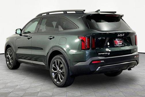 Aruba Green 2023 Kia Sorento EX