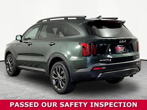 Aruba Green 2023 Kia Sorento EX