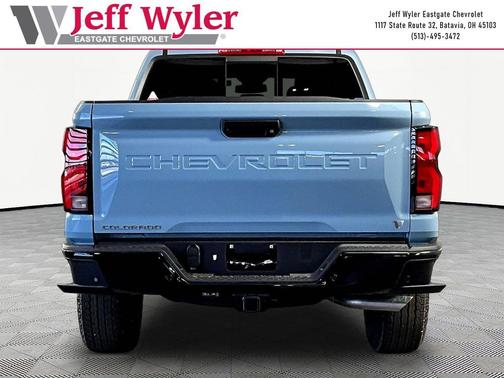 Snowdrift Metallic 2026 Chevrolet Colorado Z71