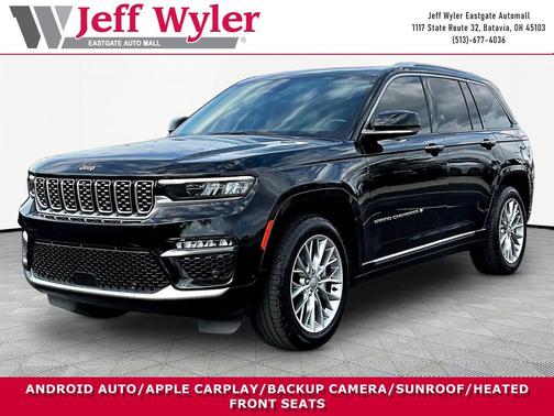 Diamond Black Crystal Pearlcoat 2022 Jeep Grand Cherokee Summit