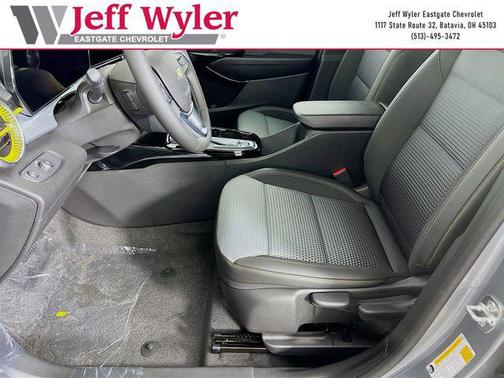 Sterling Gray Metallic 2026 Chevrolet Trax LT