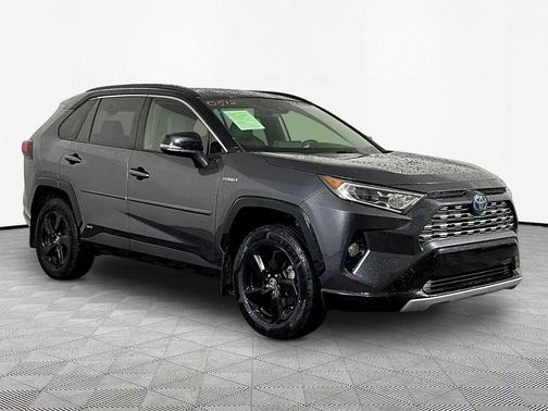 Magnetic Gray Metallic w/Black Roof 2019 Toyota RAV4 Hybrid SE