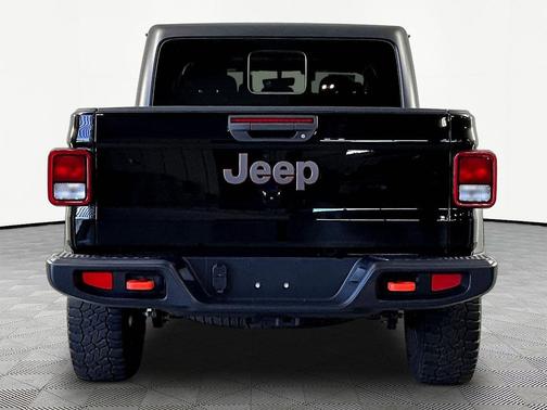 Black Clearcoat 2022 Jeep Gladiator Mojave 4x4