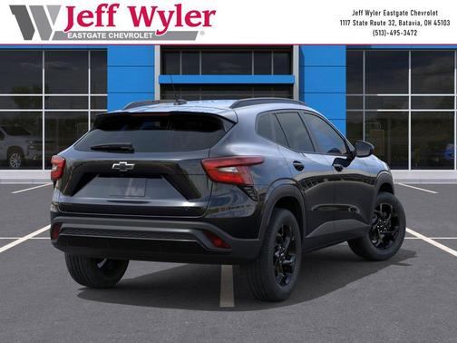 Mosaic Black Metallic 2026 Chevrolet Trax LT