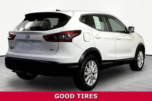 Glacier White 2021 Nissan Rogue Sport S