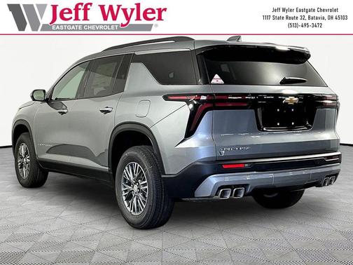 Sterling Gray Metallic 2026 Chevrolet Traverse LT