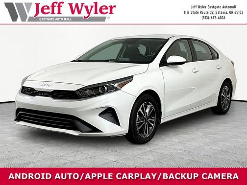 Snow White Pearl 2024 Kia Forte LXS