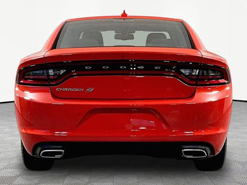 Go Mango 2023 Dodge Charger SXT