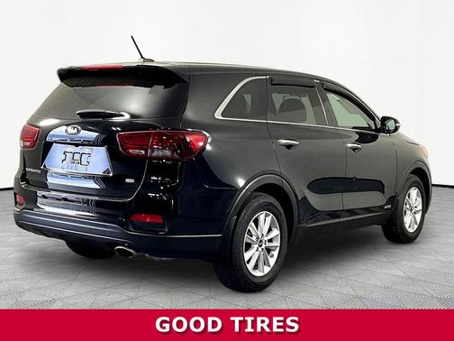 Ebony Black 2020 Kia Sorento LX