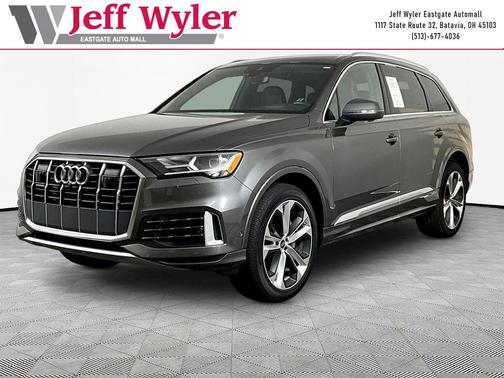 Samurai Gray Metallic 2022 Audi Q7 55 Prestige