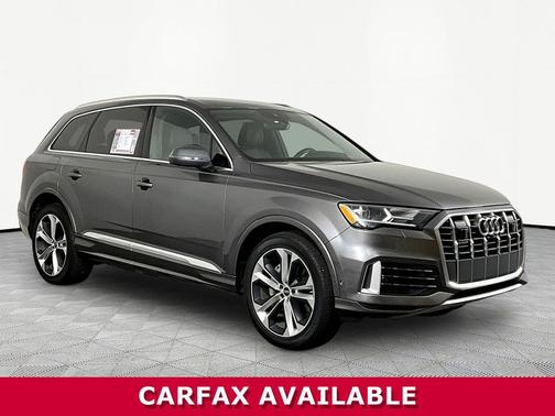 Samurai Gray Metallic 2022 Audi Q7 55 Prestige