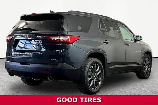 Graphite Metallic 2020 Chevrolet Traverse RS