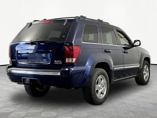 Midnight Blue Pearlcoat 2005 Jeep Grand Cherokee Limited