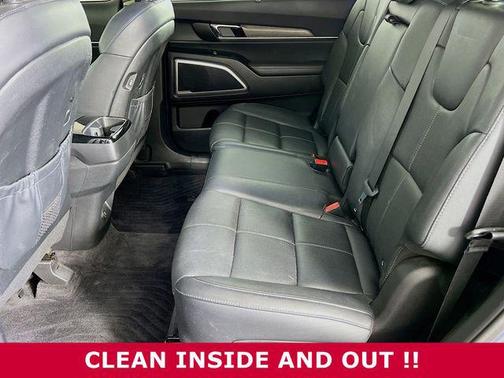 Everlasting Silver 2020 Kia Telluride EX
