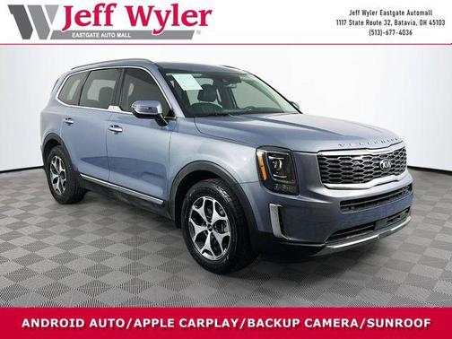 Everlasting Silver 2020 Kia Telluride EX