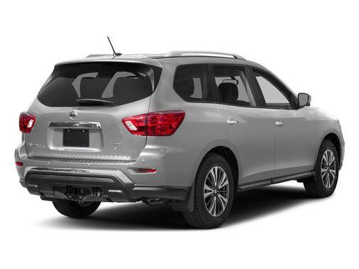 Brilliant Silver Metallic 2017 Nissan Pathfinder SL