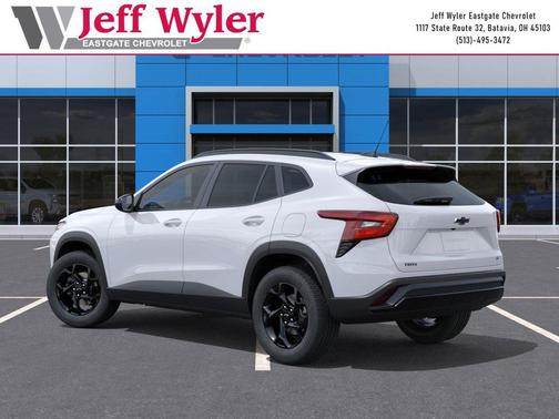 Summit White 2026 Chevrolet Trax LT