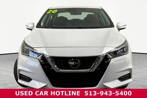 Aspen White TriCoat Pearl 2020 Nissan Versa 1.6 SV
