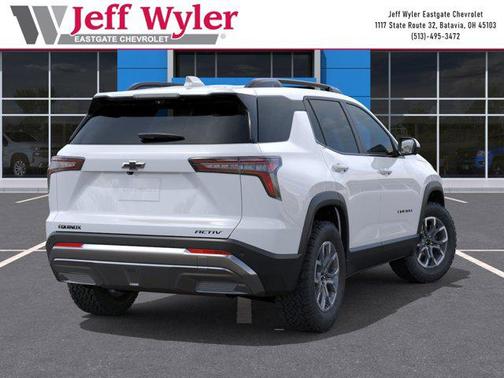 Polar White Tricoat 2026 Chevrolet Equinox FWD ACTIV