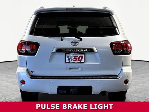 Wind Chill Pearl 2022 Toyota Sequoia SR5