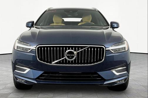 Denim Blue Metallic 2020 Volvo XC60 T6 Inscription