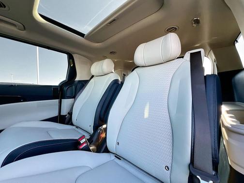 Ivory Silver 2026 Kia Carnival Hybrid SX Prestige
