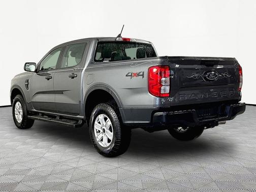 CARBONIZED GRAY METALLIC 2024 Ford Ranger XL