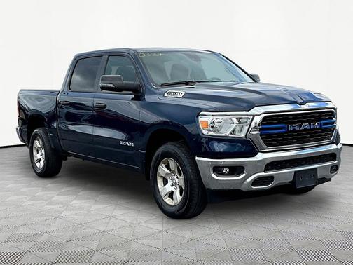 Patriot Blue Pearlcoat 2023 RAM 1500 Big Horn/Lone Star