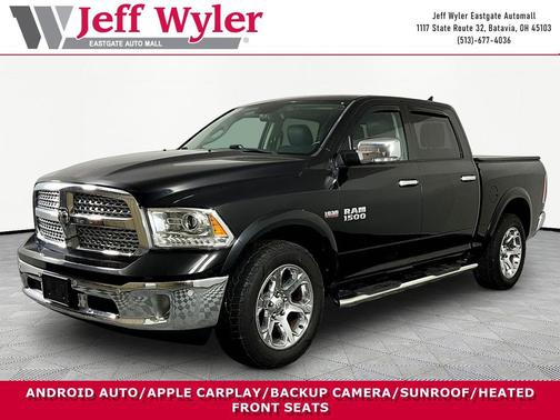 Brilliant Black Crystal Pearlcoat 2018 RAM 1500 Laramie