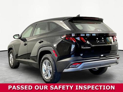 Phantom Black 2025 Hyundai TUCSON SE
