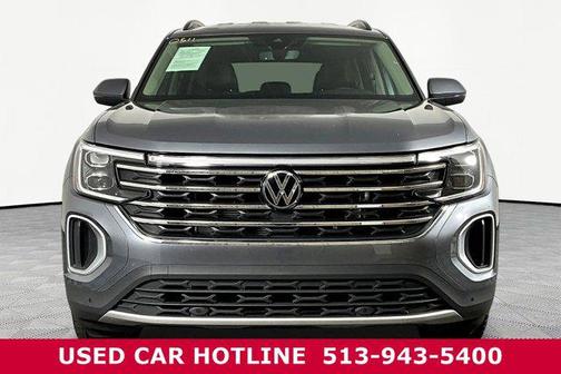 Platinum Gray Metallic 2024 Volkswagen Atlas 2.0T SE w/Technology
