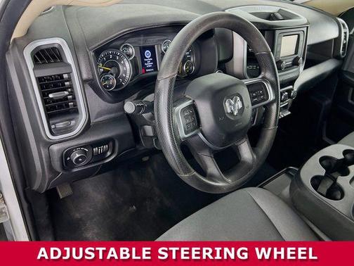 Bright White Clearcoat 2019 RAM 2500 Big Horn Crew Cab 4x4 6'4' Box