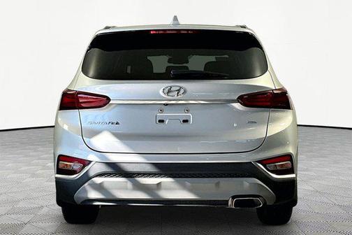 Symphony Silver 2019 Hyundai SANTA FE SEL 2.4