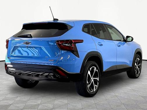 Fountain Blue 2024 Chevrolet Trax FWD 1RS