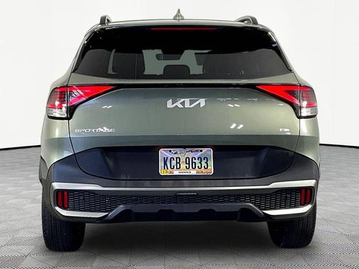 Jungle Green 2023 Kia Sportage X-Line