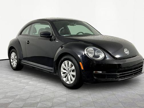 Deep Black Pearl 2016 Volkswagen Beetle 1.8T Wolfsburg Edition w/PZEV