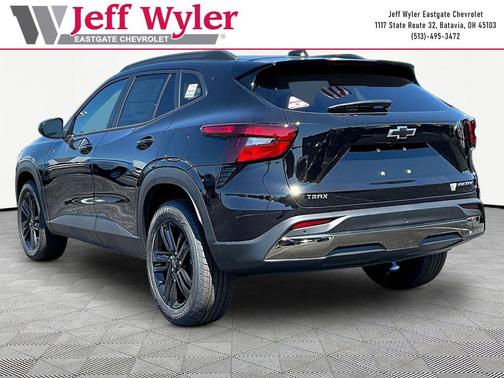 Mosaic Black Metallic 2026 Chevrolet Trax FWD ACTIV