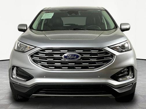 ICONIC SILVER 2024 Ford Edge Titanium