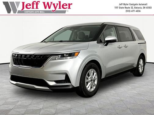 Silky Silver 2022 Kia Carnival LX