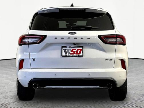 STAR WHITE METALLIC TRI-COAT 2025 Ford Escape ST-Line Elite
