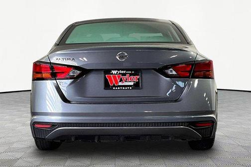 Gun Metallic 2021 Nissan Altima S FWD