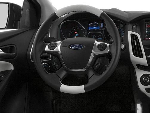 TUXEDO BLACK METALLIC 2014 Ford Focus S