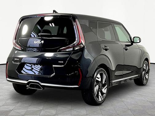 Fusion Black 2023 Kia Soul GT-Line