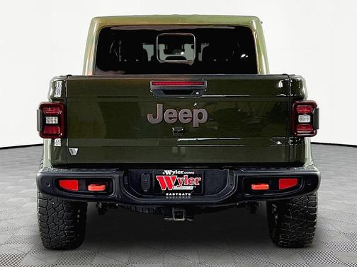 Sarge Green Clearcoat 2024 Jeep Gladiator Mojave X